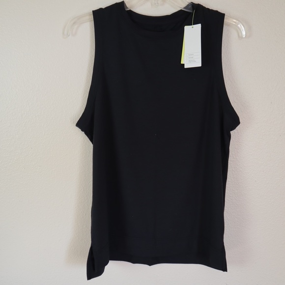 All in Motion Active Muscle Tank - Picture 2 of 3